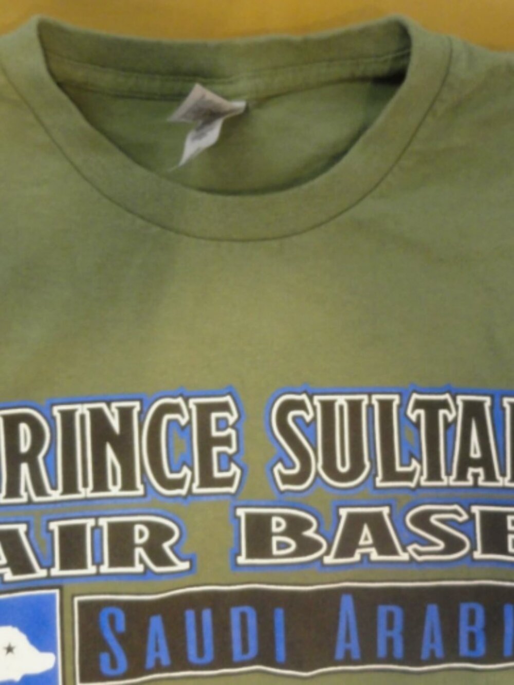 DISC MILITARY PRINCE SULTAN AIR BASE SAUDI ARABIA OD GREEN SHIRT 2XL LD 7355